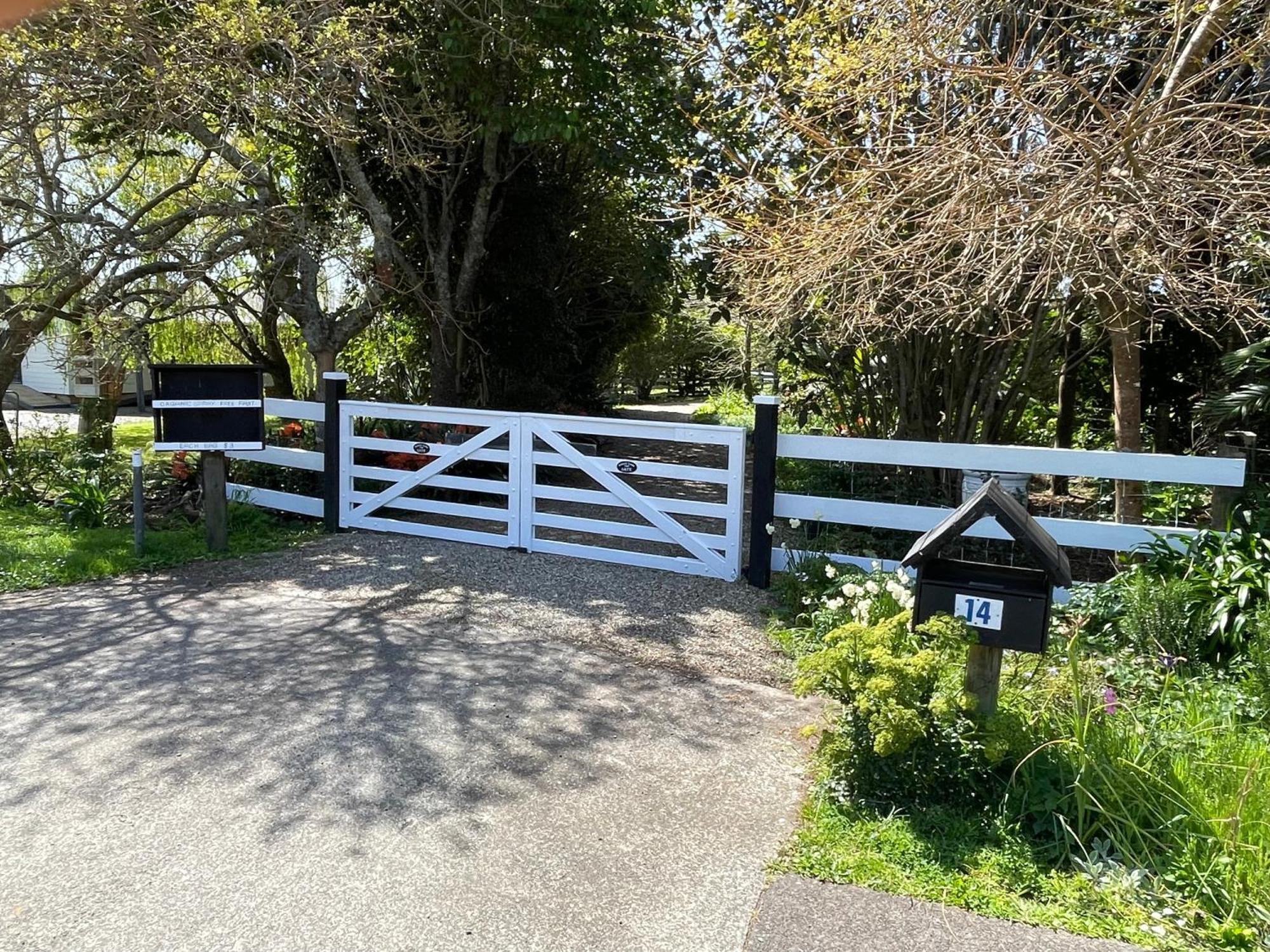 Pa Road B&B Kerikeri Nz Екстериор снимка